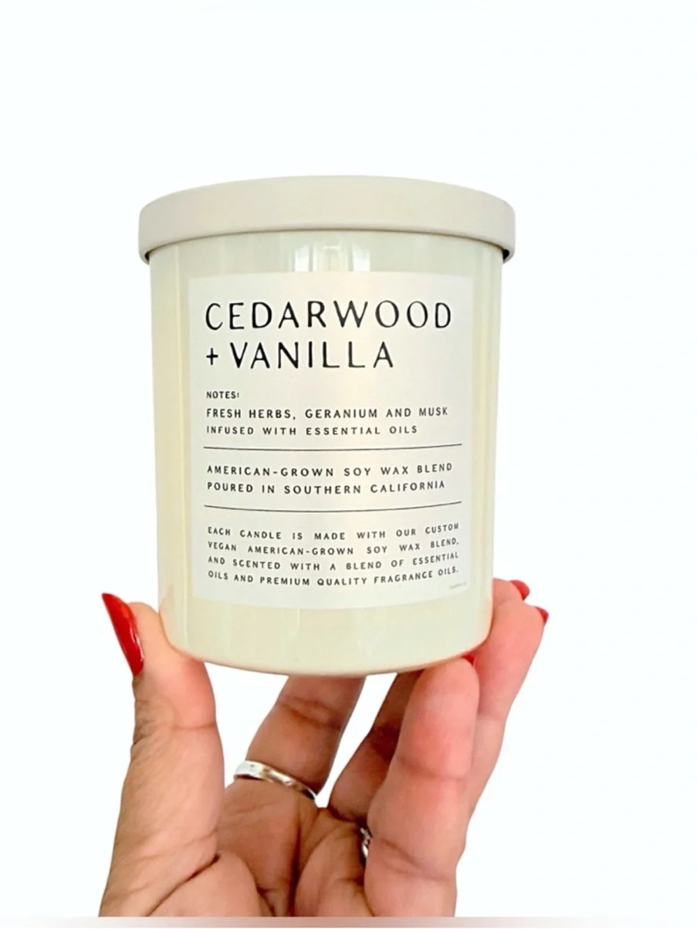 Leoben Company Cedarwood + Vanilla Scented Candle - Cream